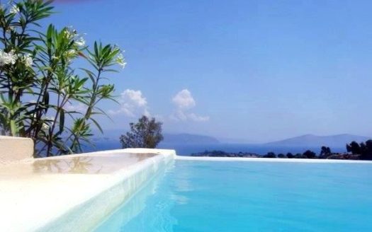 Villa for sale in Kranidi Furnished