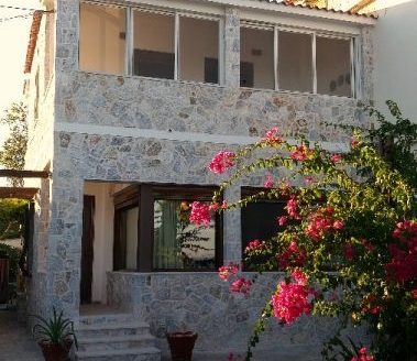 Beach front house in Marathonas