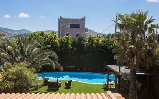 220370 – Villa in Anavisos