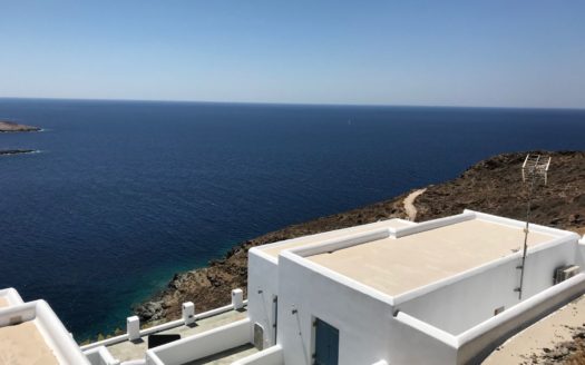 220441 – Beach front house in Kithnos Island