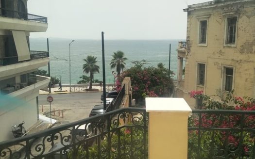 Sea front house in Pasalimani