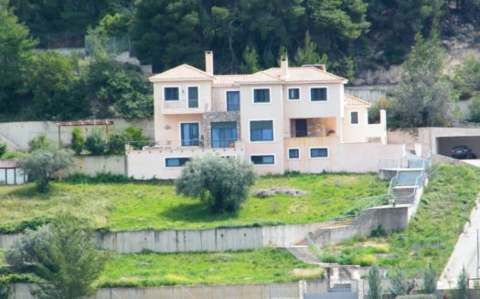 220345 – Luxury Villa in kalamos