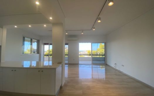 220376 – Amazing view Apartment in Vouliagmeni
