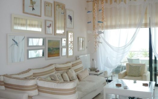 Beach front house in Loutraki