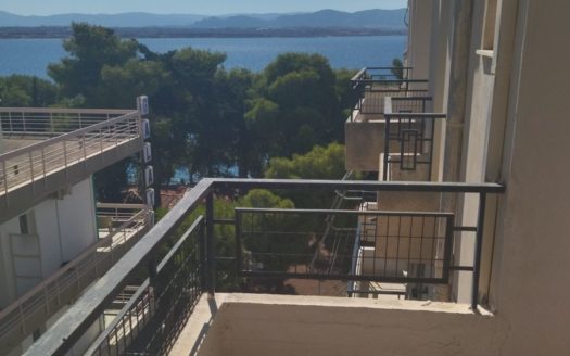 220487 – Beach front Apartment in Loutraki