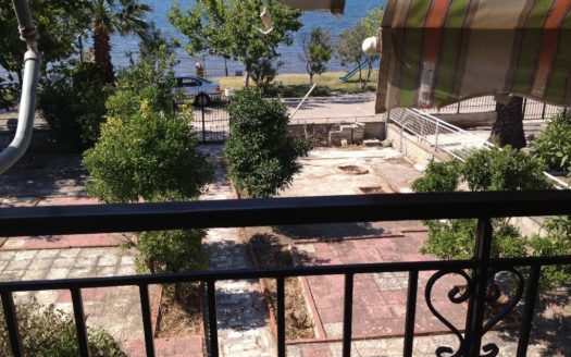 220428 – Beach front house in Stylida