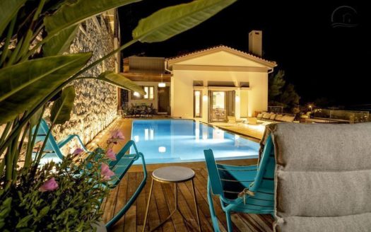 Luxurious villa in Lefkada