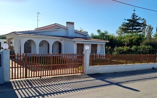 Velo beach house 180