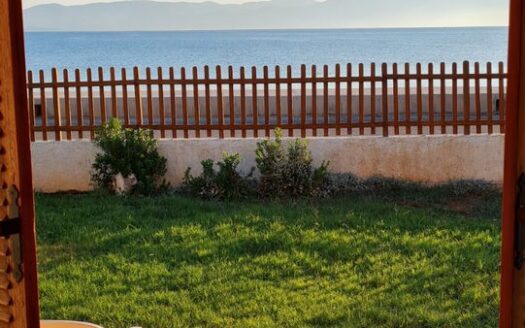 Velo beach house 180